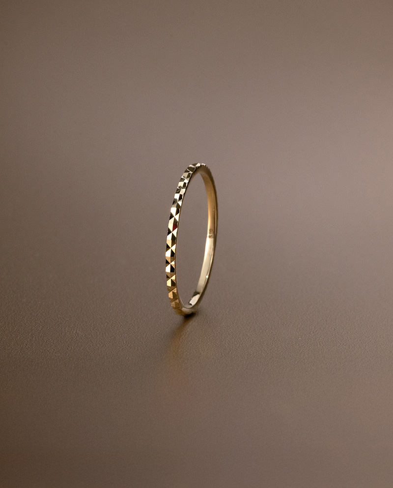 K10 璀璨切割戒指