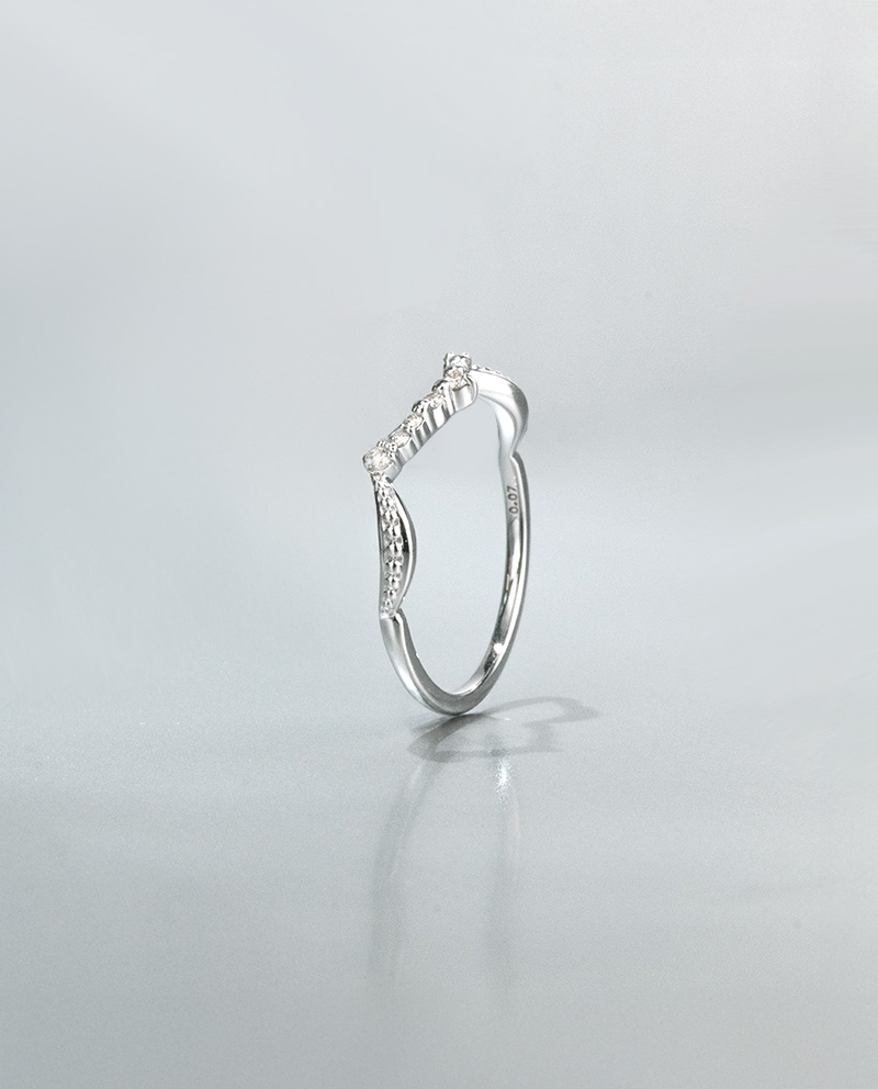 K10 白金靜謐月川鑽石戒指