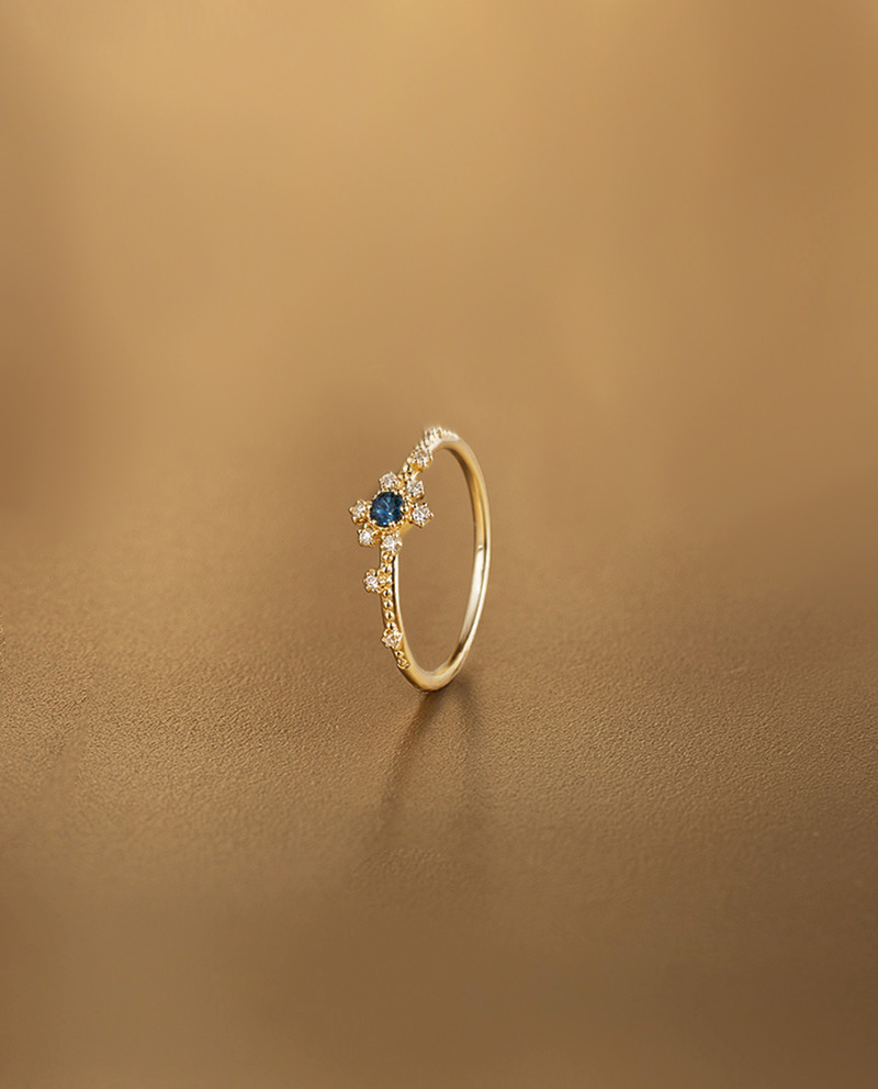 K10 冰晶雪花藍寶石戒指