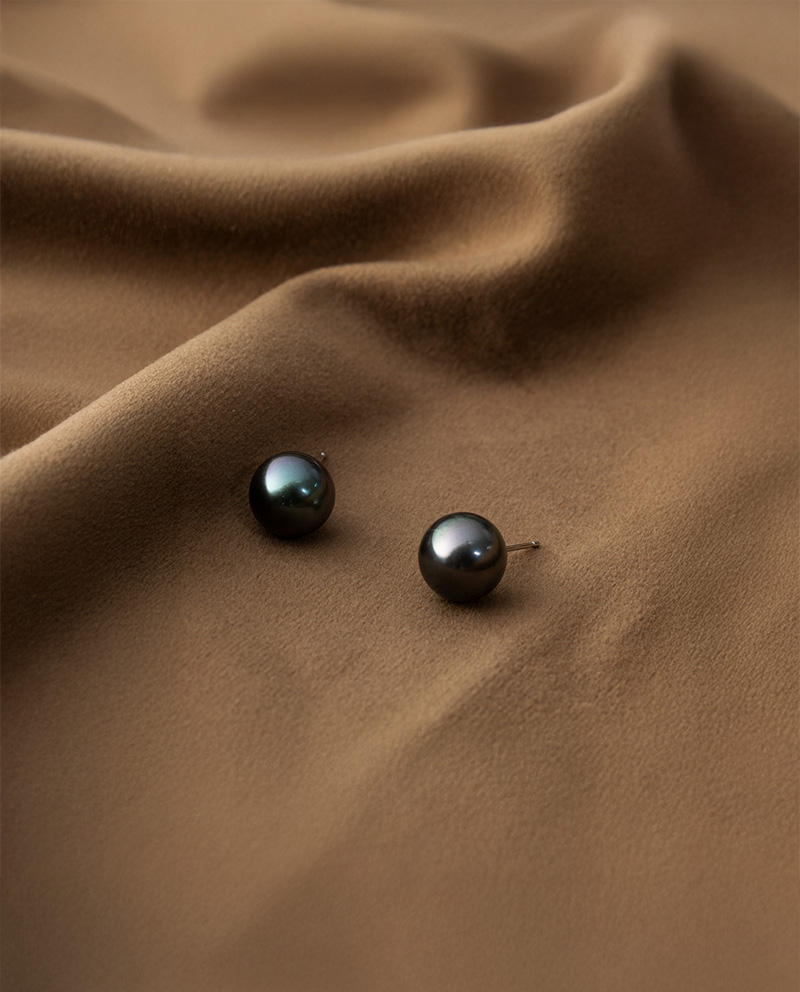 K18 白金黑蝶大溪地珍珠耳環 10mm