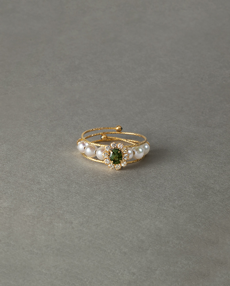 K18 Akoya珍珠花園藍寶石彈性戒指 - 綠